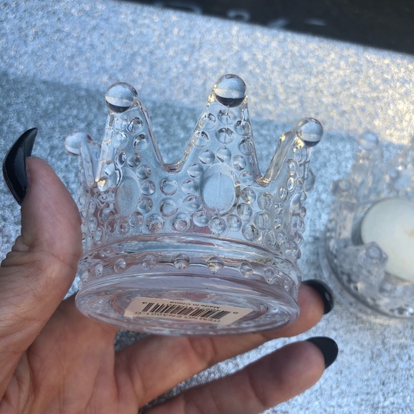 Set of Regal hobnail crown glass candle holders - Picture 12 of 14